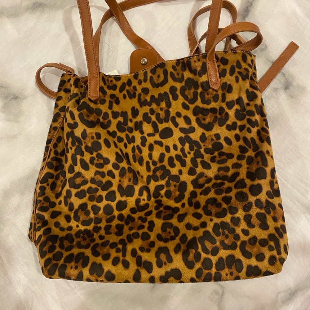 Leopard print bag